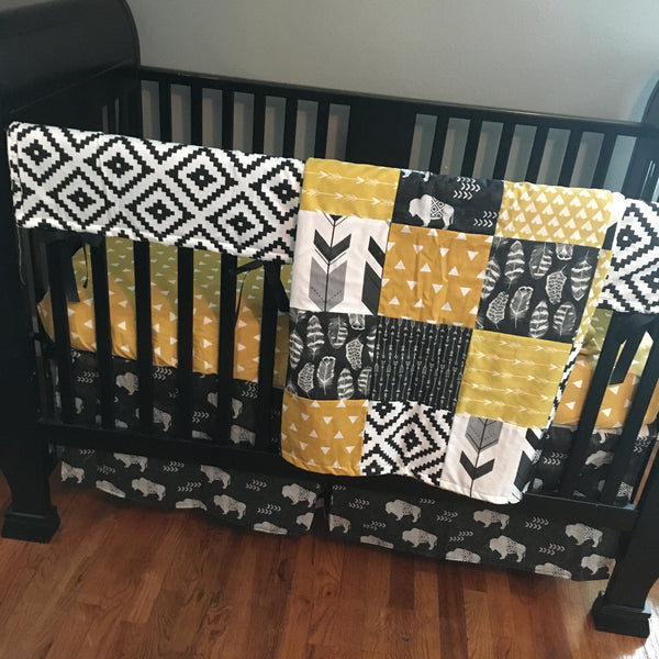 Black and Yellow Aztec Buffalo Set